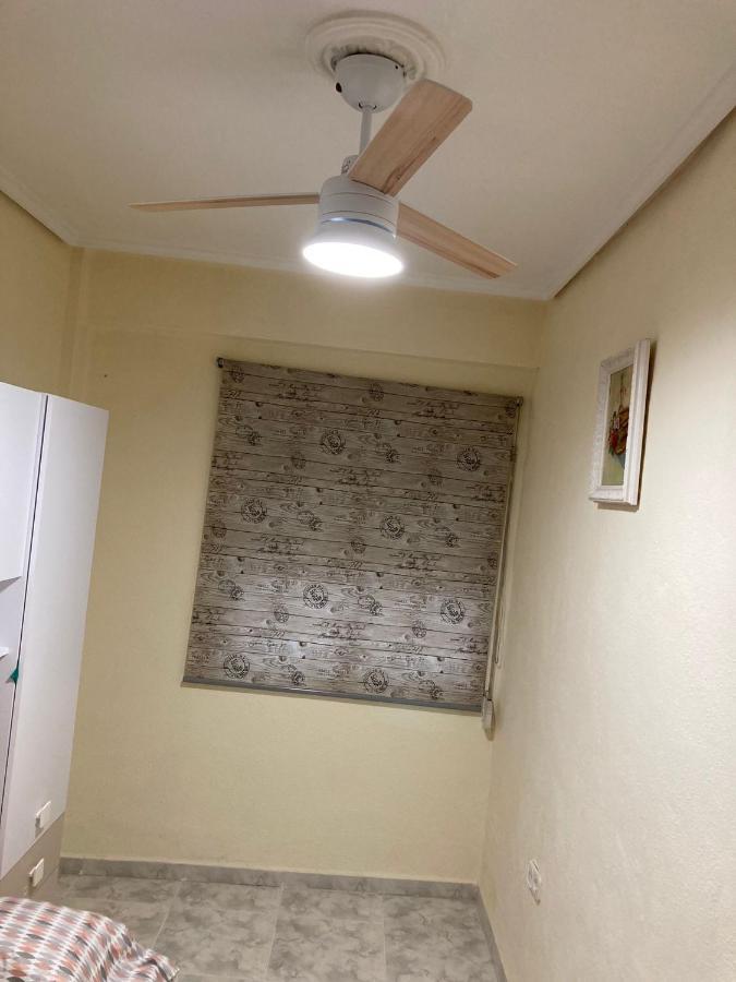 Apartamento A 100 Metros De La Playa Malvarrosa Valencia Exterior photo