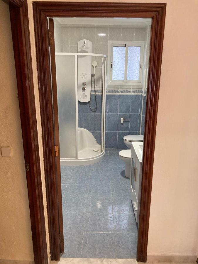 Apartamento A 100 Metros De La Playa Malvarrosa Valencia Exterior photo