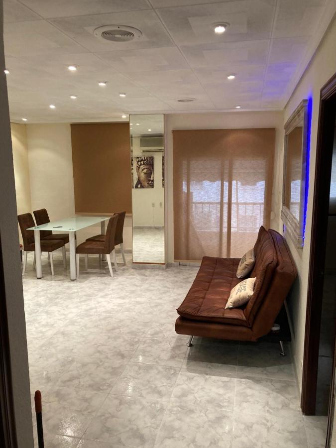 Apartamento A 100 Metros De La Playa Malvarrosa Valencia Exterior photo